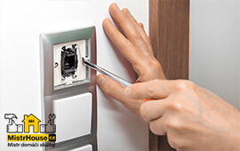 Установка рам на выключатели